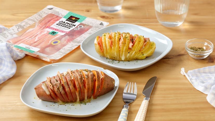 Patatas y boniato rellenos de embutido