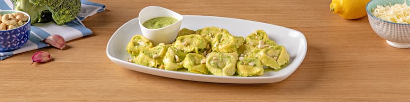 Tortellini con pesto de brócoli