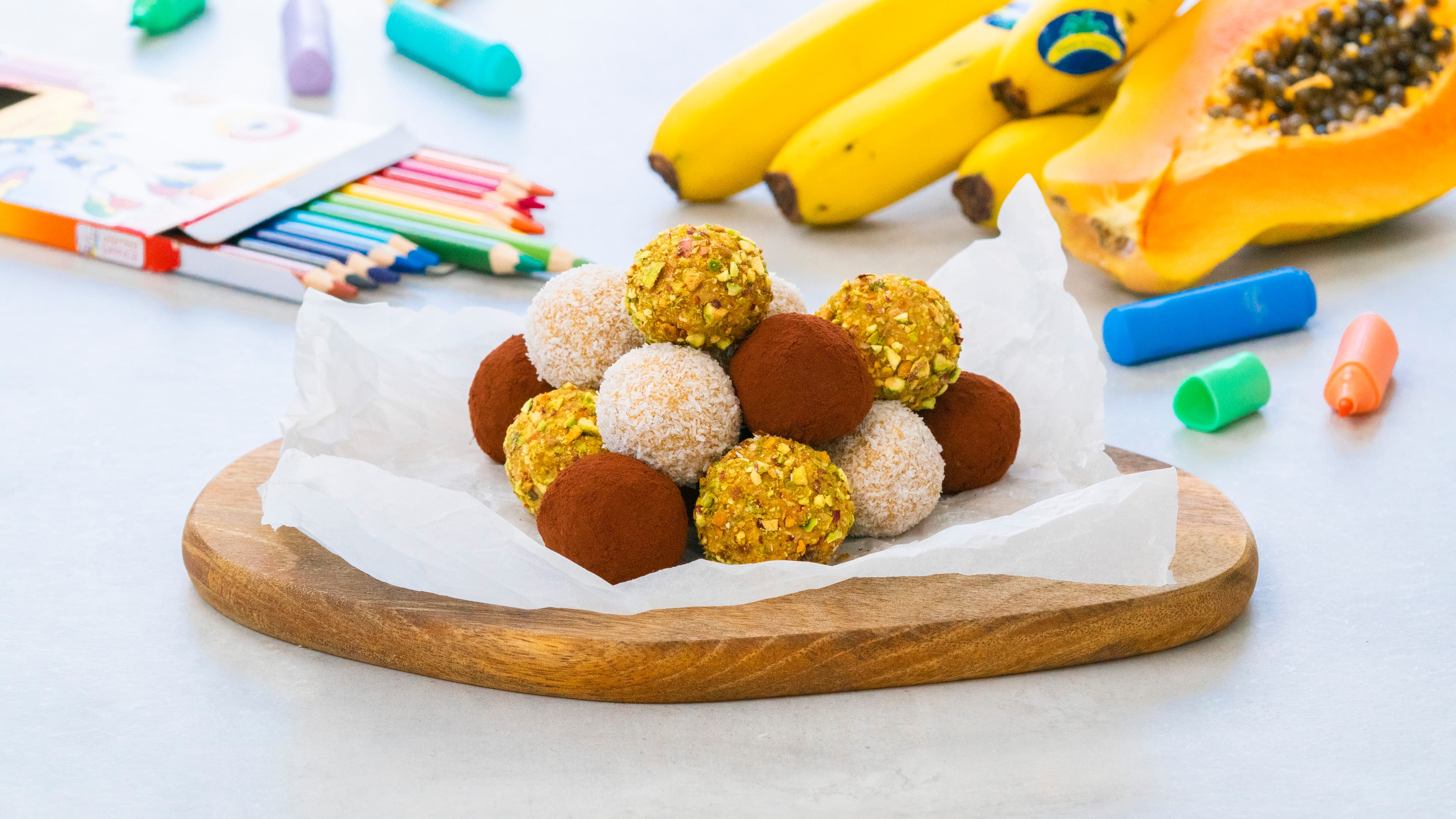 Bolitas energéticas de avena y fruta