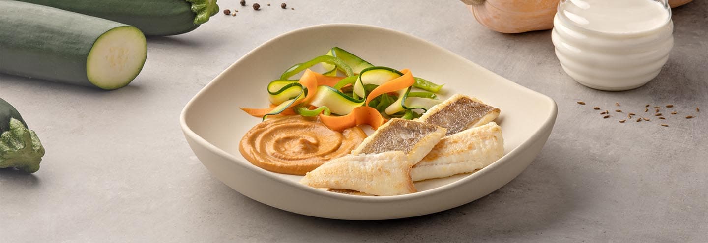 Gallo con crema de calabaza y verduras