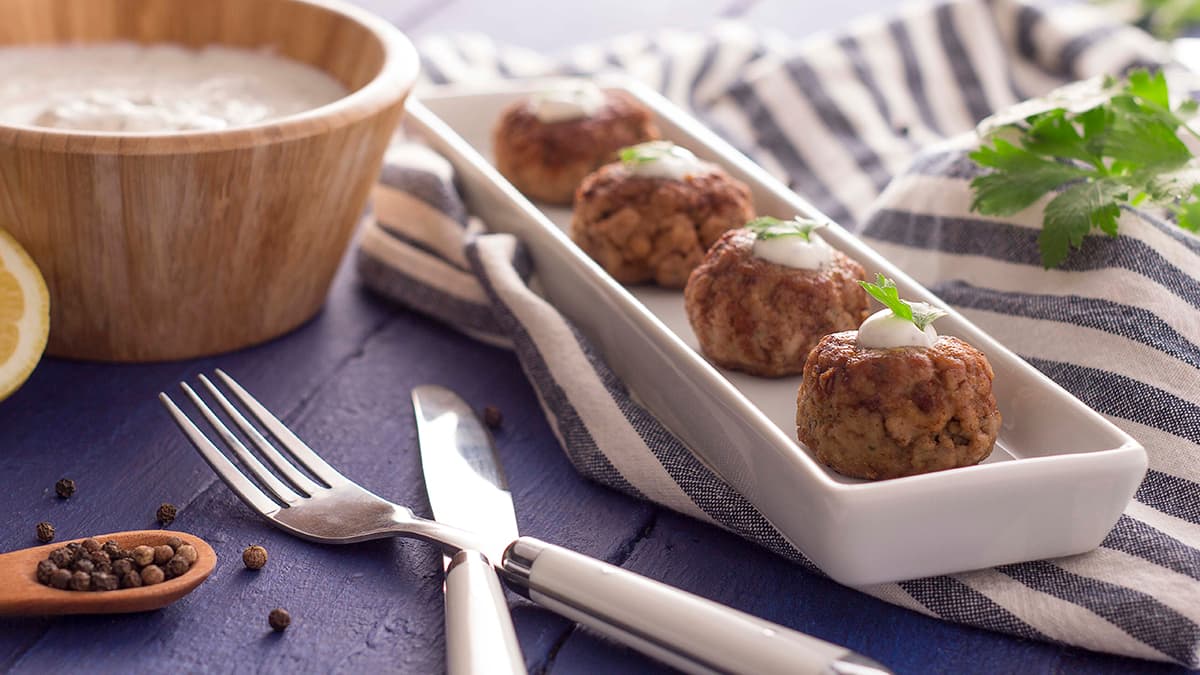 Albóndigas con salsa de yogur