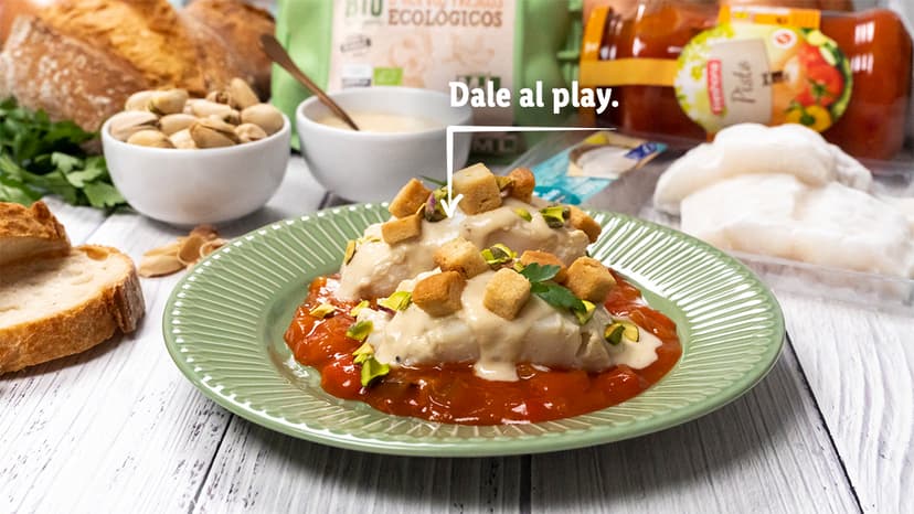 Bacalao al horno con pisto y bechamel bio