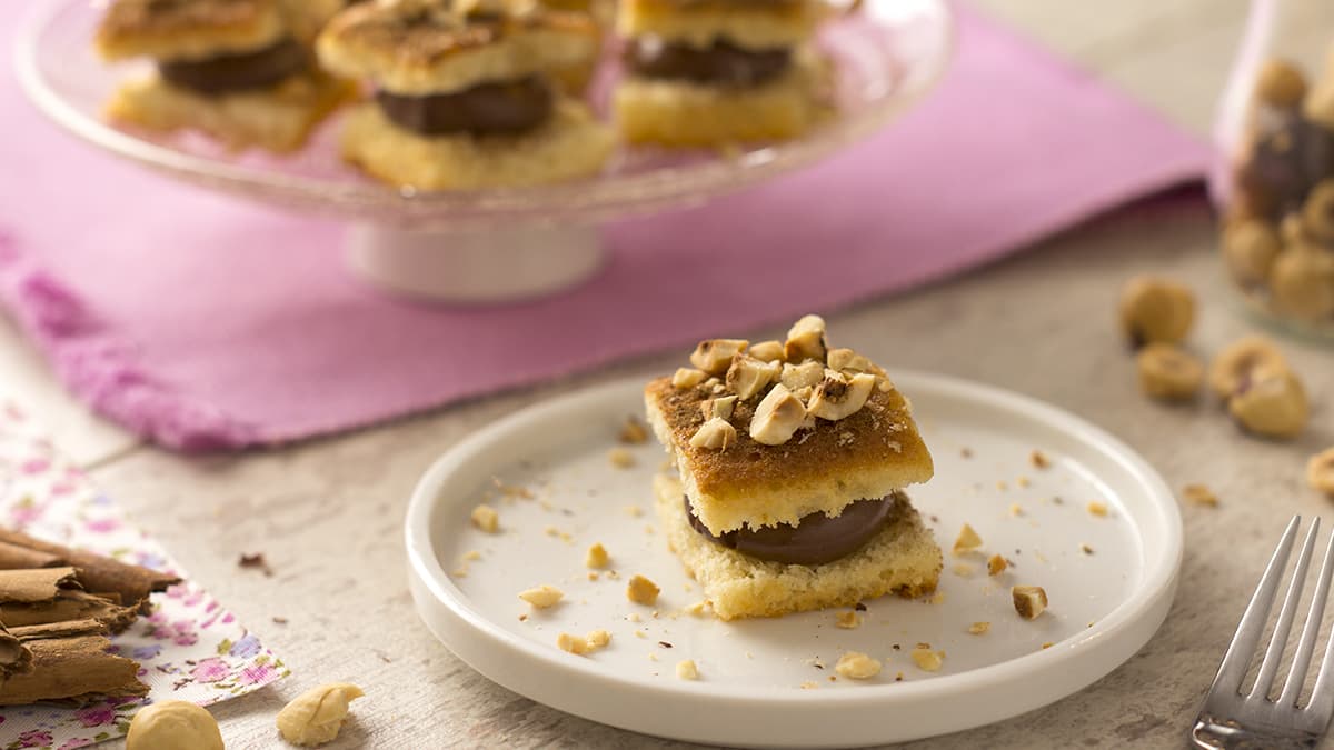 Bizcochitos borrachos con crema de cacao