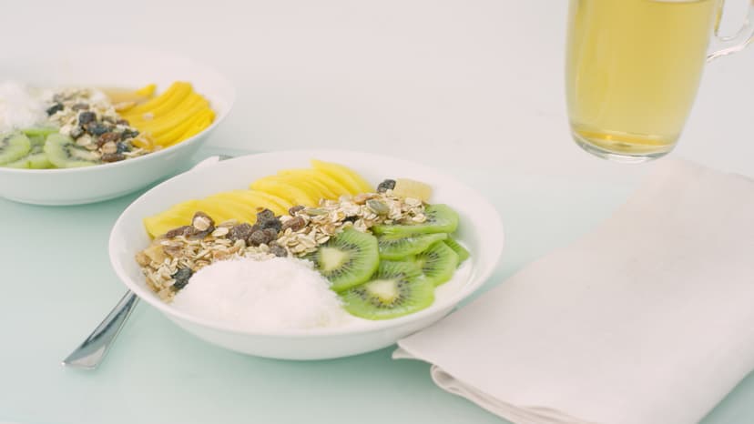 Bowl tropical y té verde