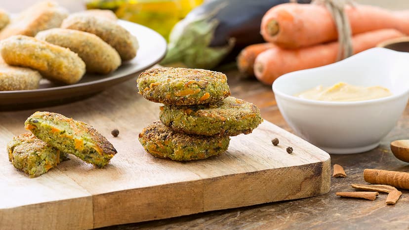 Nuggets de verduras con salsa de manzana