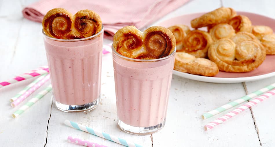 Batido de frutas y palmeritas caseras