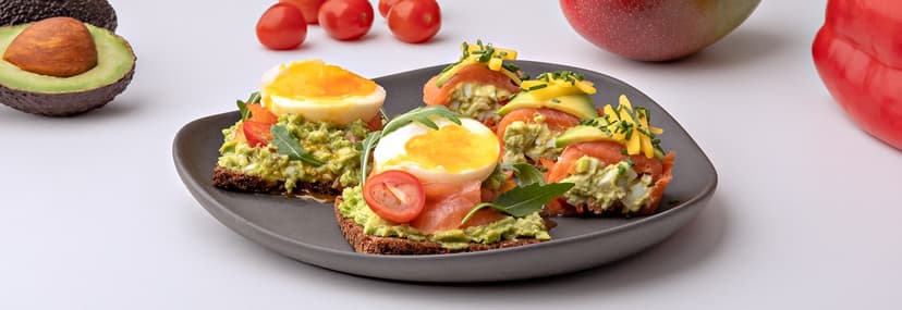 2 recetas BIO con salmón y aguacate