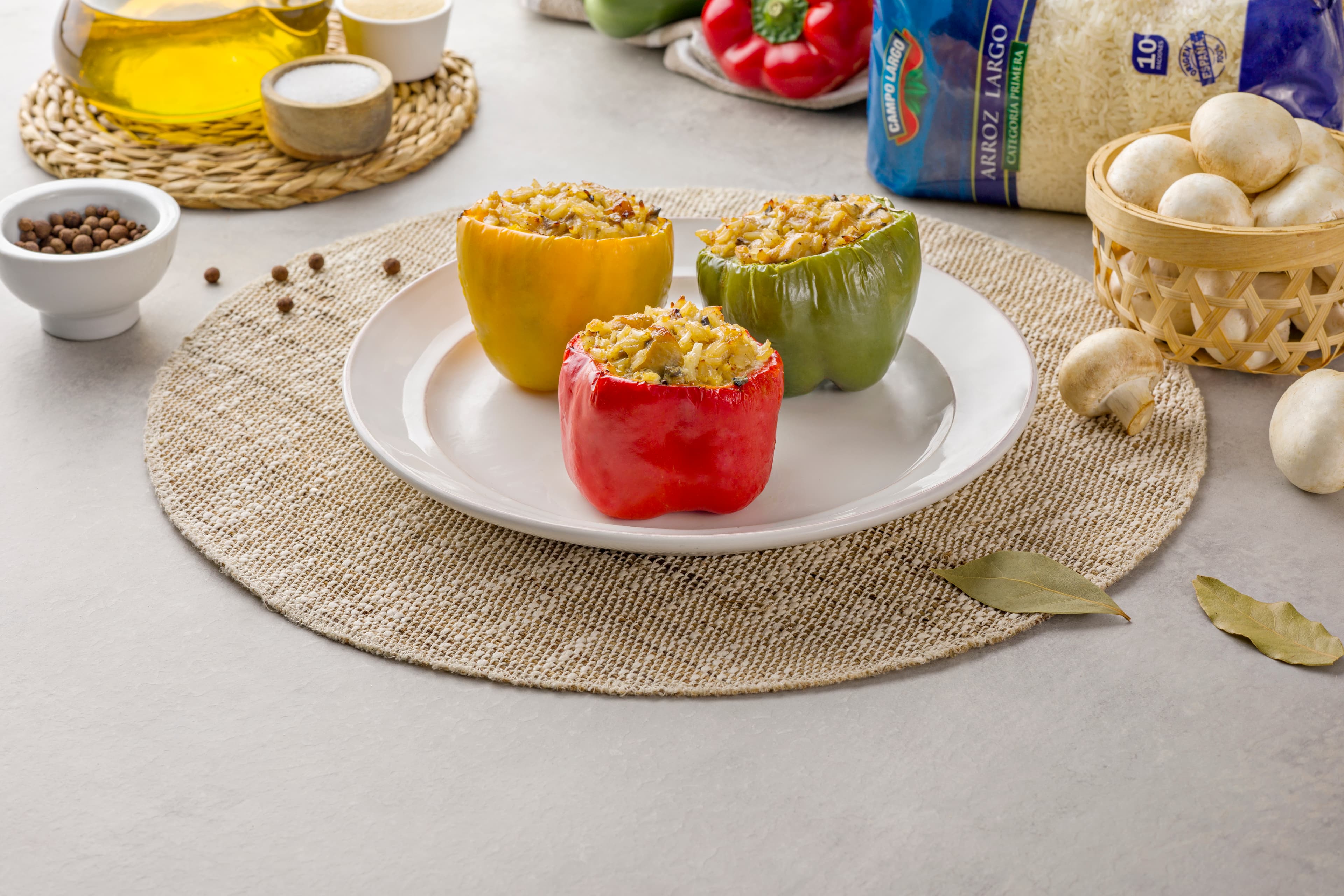 Pimientos rellenos de arroz