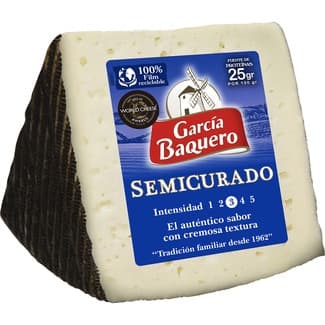 Queso semicurado cuña 325 g - Garcia Baquero