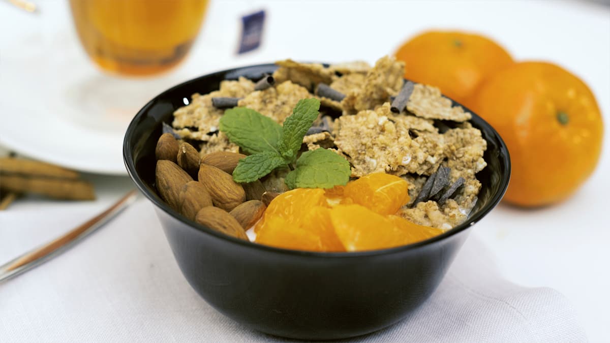 Bowl de mandarina con infusión de canela y manzana
