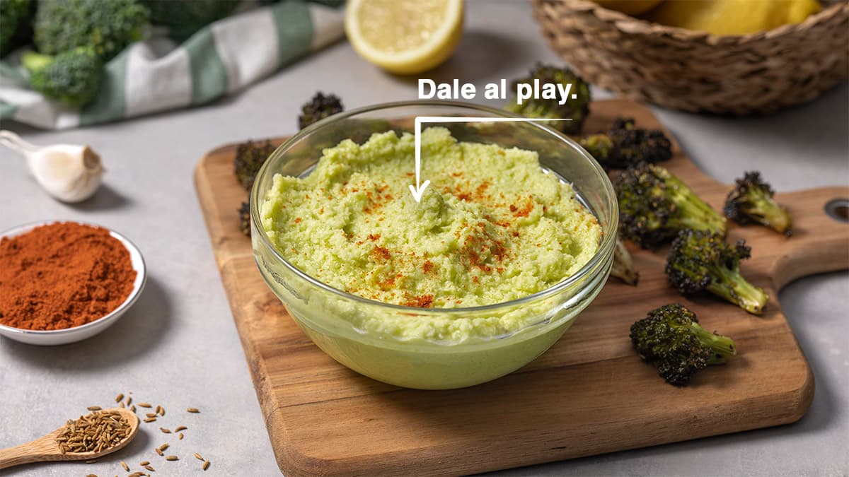 Hummus de tronco de brócoli