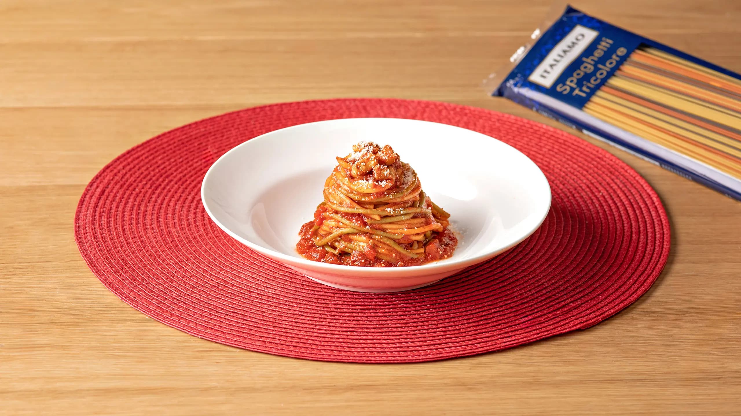 Espagueti estilo a la Amatriciana