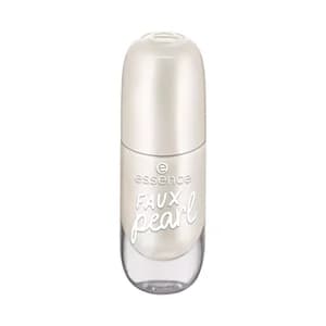 ESSENCE tono 71 Faux pearl Esmate de uñas tipo gel, con acabado shimmer.