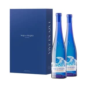 MAR DE FRADES Esctuche con 2 botellas de vino blanco con D.O. Rías Baixas.