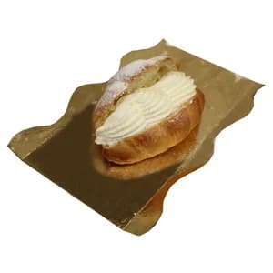 Croissant mini relleno de nata, 35g.