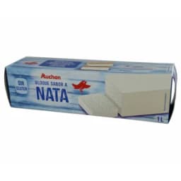 AUCHAN Bloque de helado con sabor a nata 1 l. Producto Alcampo