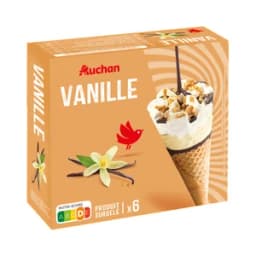 AUCHAN Conos de helado de vainilla con salsa de chocolate 6 x 120 ml. Producto Alcampo