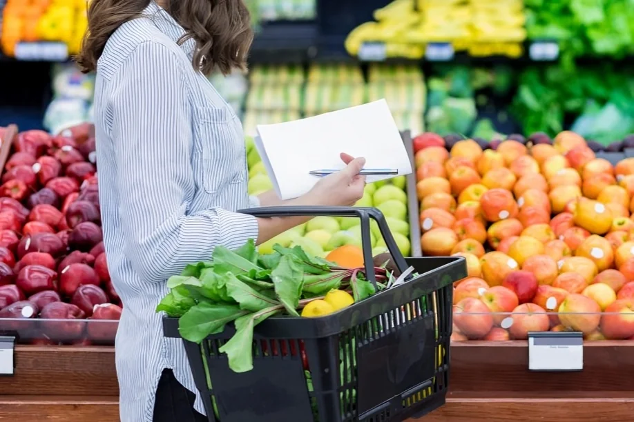 Cover image for Errores comunes al hacer la compra que pueden hacerte gastar de más